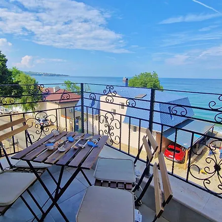 атеа на плажа - Atea On The شقة