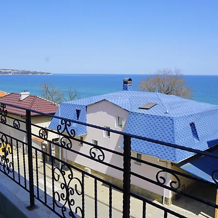 атеа на плажа - Atea On The