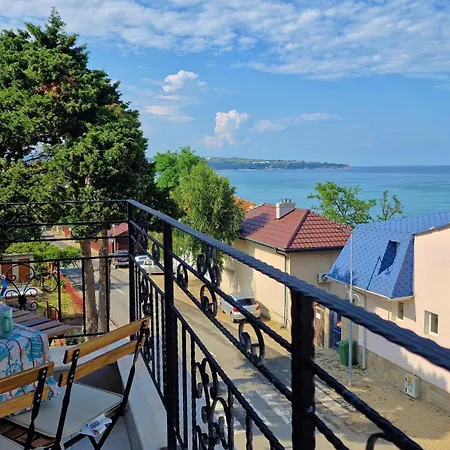 Lejlighed атеа на плажа - Atea On The *